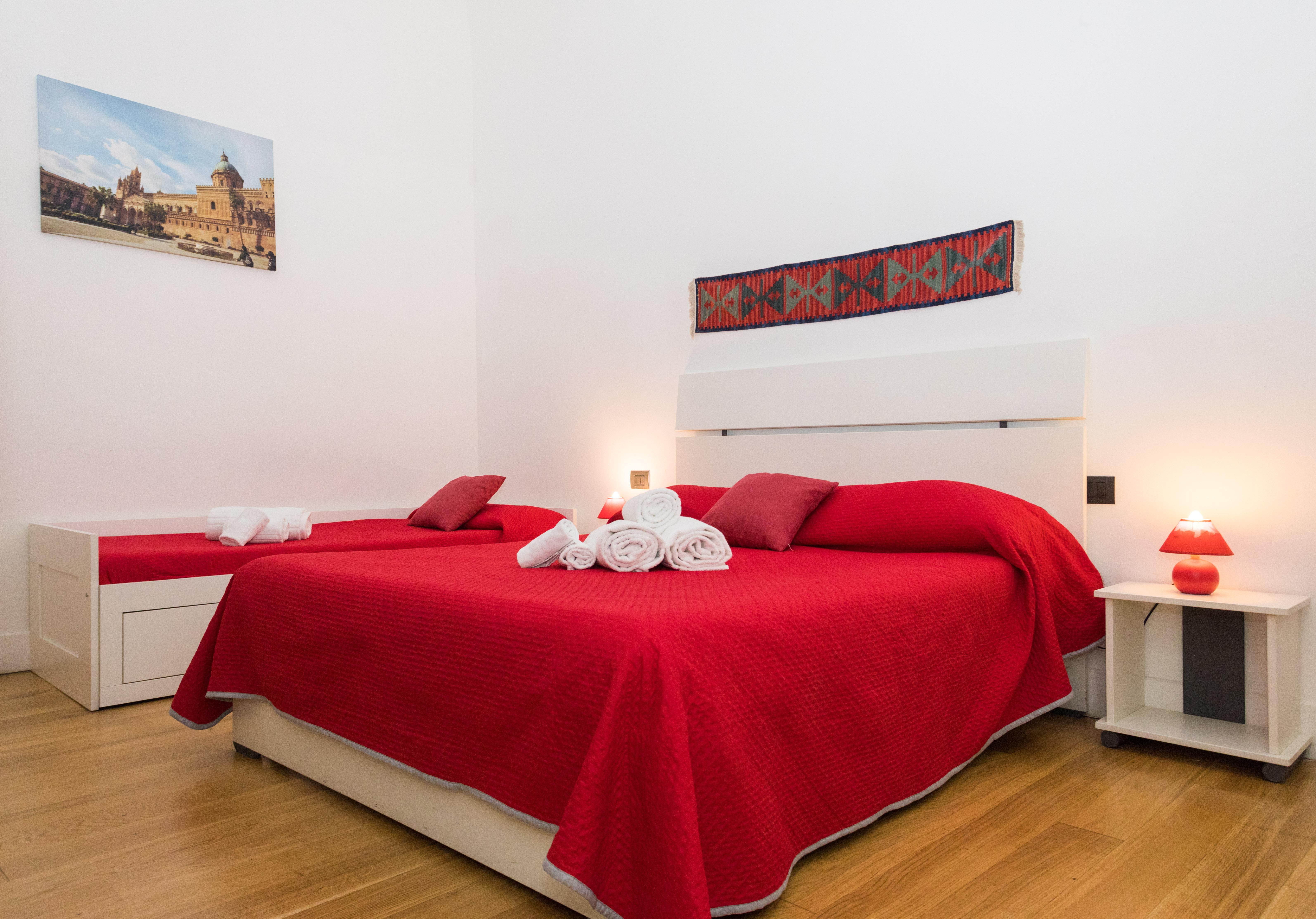 Ai Tintori Bed & Breakfast Palermo Bagian luar foto