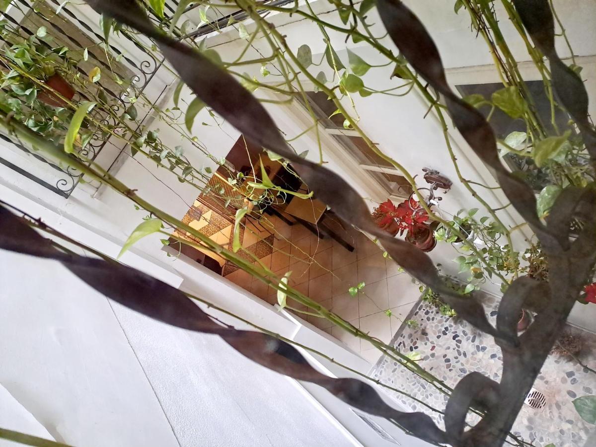 Ai Tintori Bed & Breakfast Palermo Bagian luar foto