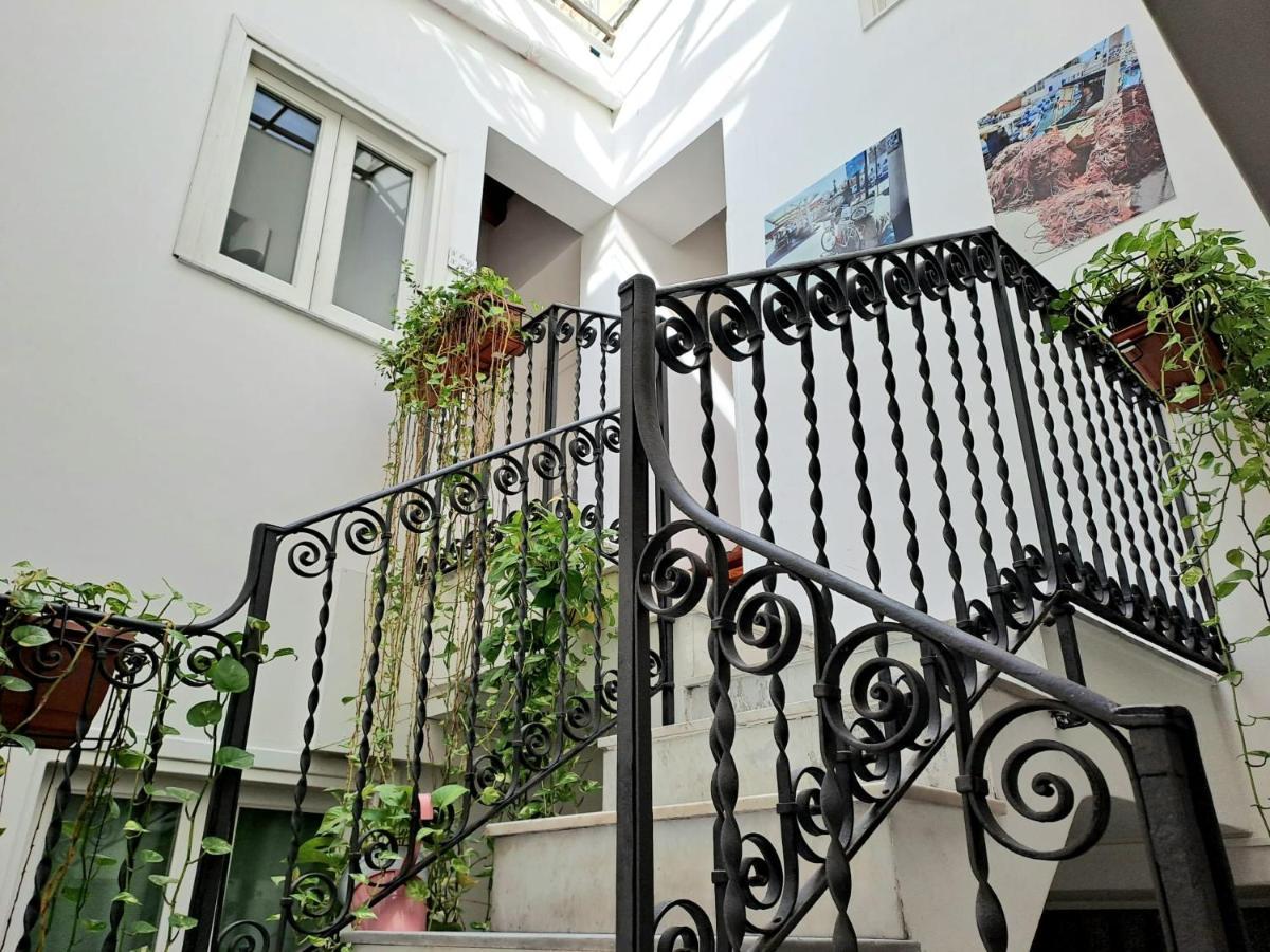Ai Tintori Bed & Breakfast Palermo Bagian luar foto
